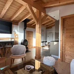 https://rooftop-alpine-loft-with-epic-mountain-views.hotels-rhonealpes.com